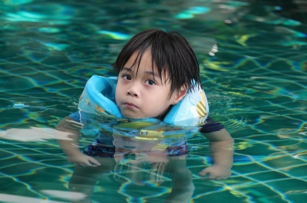 เเห่ยินดี ภรรยาพระเอก คลอดลูกเเล้ว-เป็นหลานสาว เอ ศุภชัย 