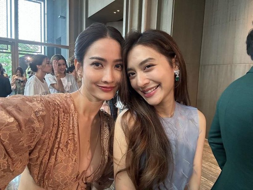 สะดุดตา! เเต้ว ณฐพร โผล่งานเเต่ง เเทพ-โน๊ต ใส่ชุดนี้คนมองทั้งงาน