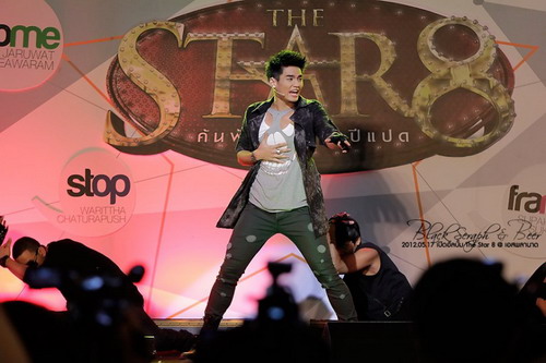 PIC ฮั่น เดอะสตาร์ จาก งานวันเปิดตัวอัลบั้ม