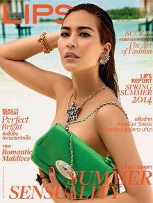 จุ๋ย วรัทยา เซ็กซี่ ท้าร้อน! ริมทะเล จาก LIPS MAGAZINE