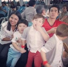 Pic : ณเดขน์ คูกิมิยะ กับฝาแฝดซุปตาร์เด็ก เฮเดน - โจชัวส์ น่ารักอ่ะ