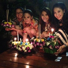 PIX::ซุปตา์ร์อั้มลอยกระทงกับเพื่อนสาว