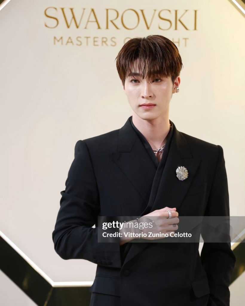 บลู พงศ์ทิวัตถ์ หล่อสมฉายาลูกรักพระเจ้า กล้อง getty images ยังรอด! 