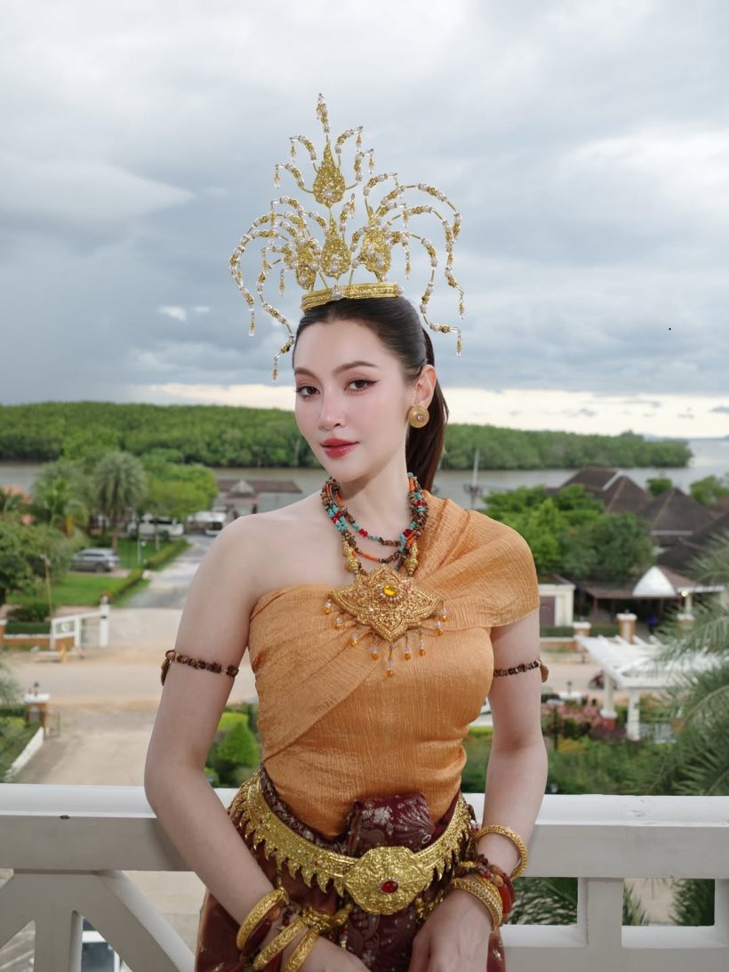 รวบตึงความสวย เบลล่า ร่วมงานใหญ่ระดับจังหวัดกระบี่