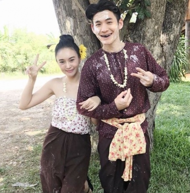 เปิดวาร์ป “บ่าวสาวสวย” ในเรือนท่านออกญาฯ ที่หลายคนไม่ทันสังเกต ตัวจริงสวยไม่ธรรมดาเลย!