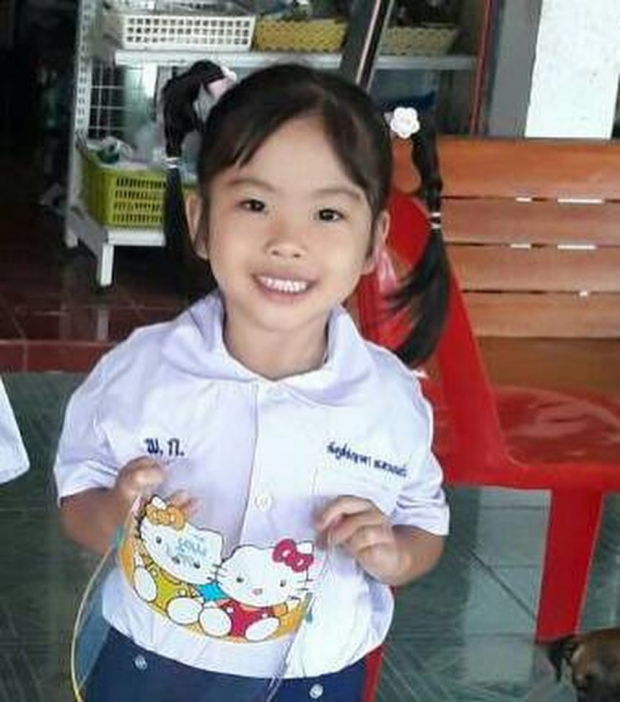  บุ๋ม เผยโฉมลูกสาวทั้ง 5 ต้อนรับวันเปิดเทอม ติด #คุณแม่ลูกดก