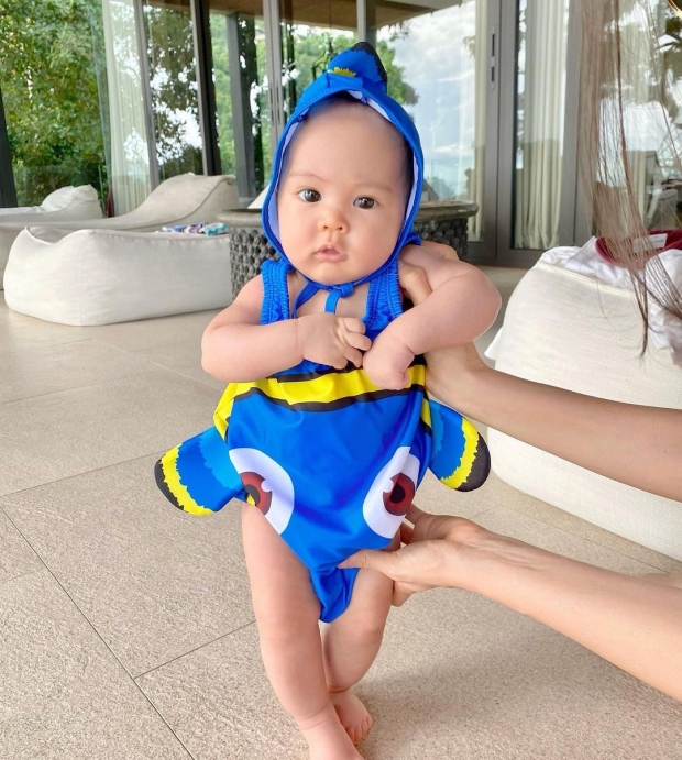 ชมความน่ารัก น้องกวินท์ ลูกชายริต้า -กรณ์ ในชุดแฟนซี จ้ำม่ำน่าฟัดสุดๆ 