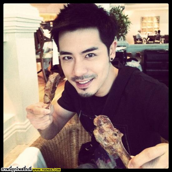 เชน ณัฐวัฒน์ หล่อเว้ย @ instagram 