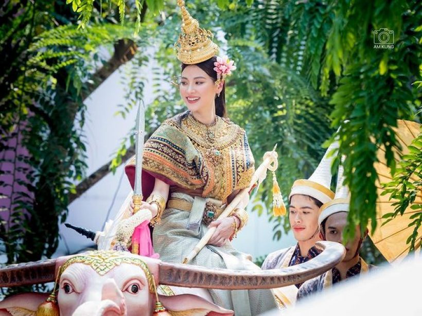 มัดรวมภาพ ใบเฟิร์น พิมพ์ชนก เป็นนางสงกรานต์ปี 66 สวยเด่นสง่างามที่สุด