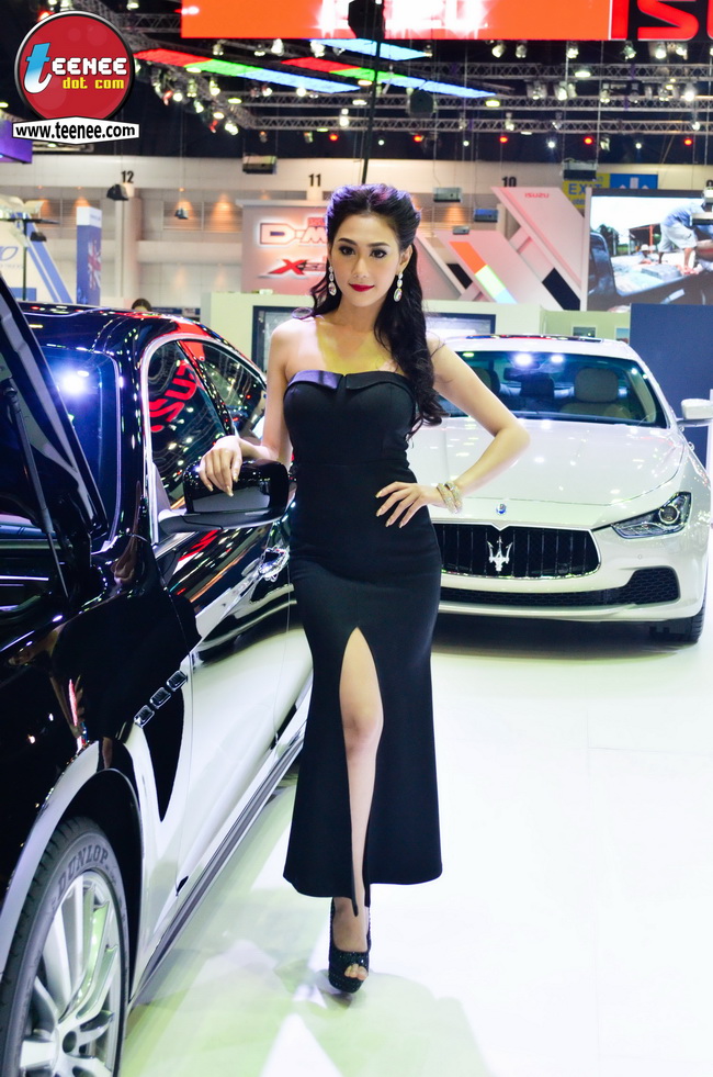 ลึกลับ น่าค้นหา กับสาวสวย จาก MASERATI