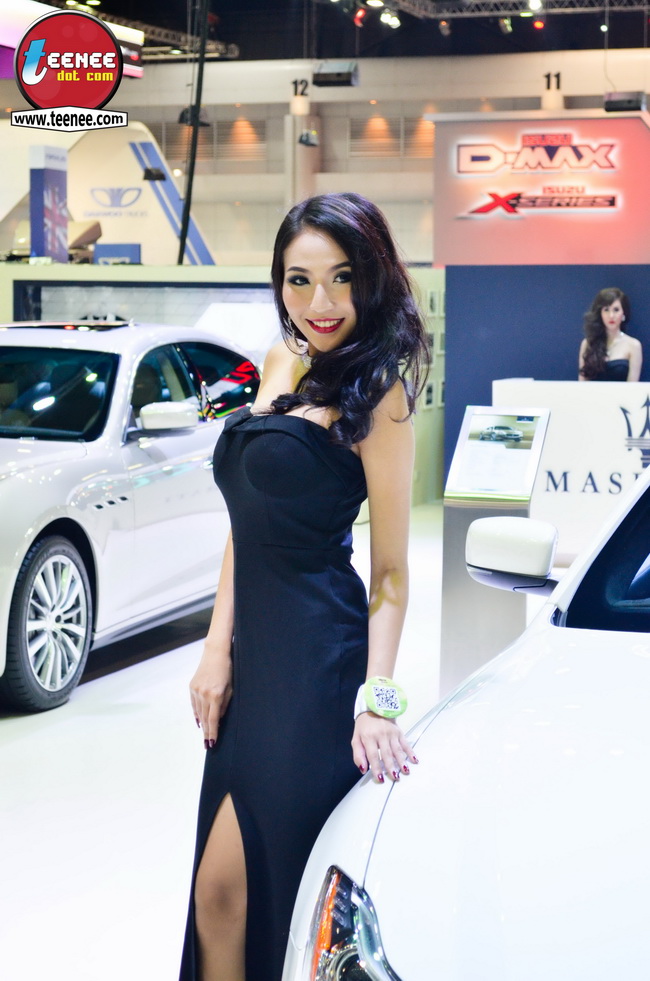 ลึกลับ น่าค้นหา กับสาวสวย จาก MASERATI