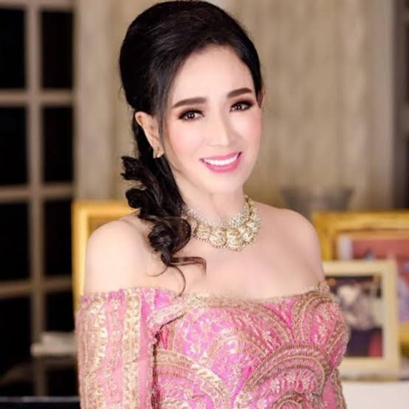 ย้อนชมความสวย อาภัสรา หงสกุล ตำนานมงฯจักรวาลเเรกของไทย! 