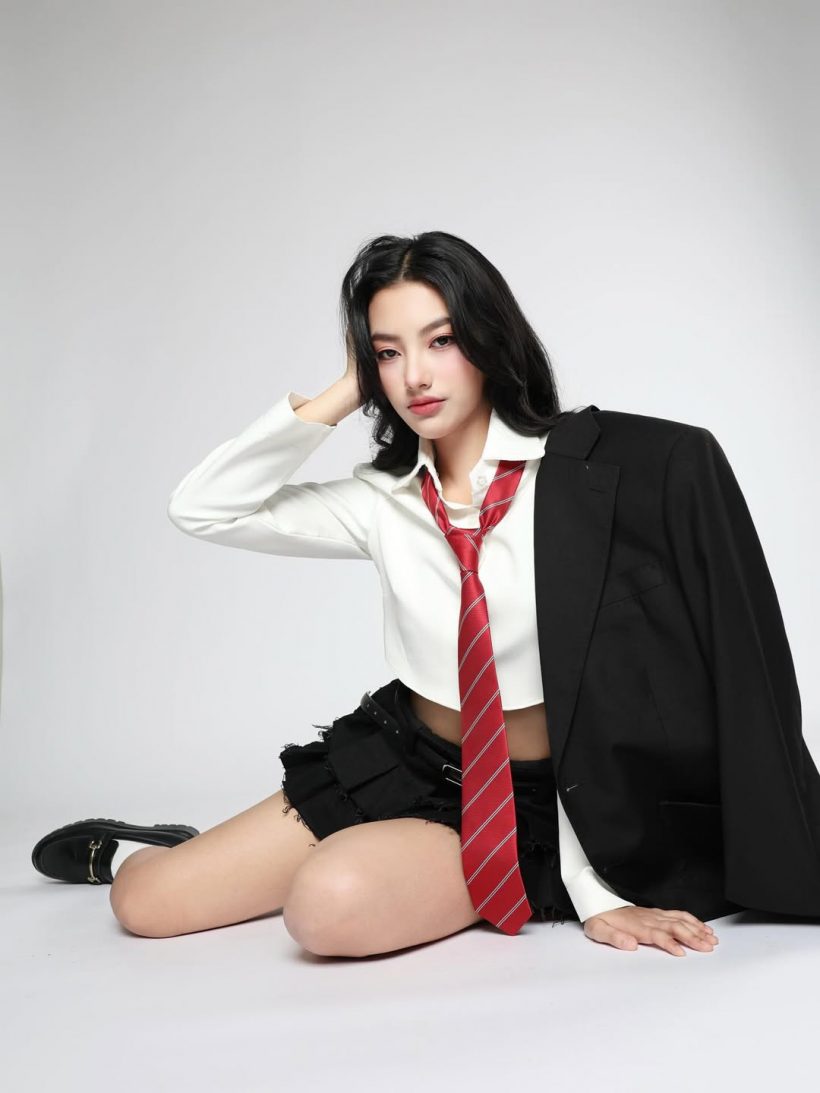 เปิดพัฒนาการความสวย น้องจื้อหลิง ลูกสาวเอ็มมี่ แม็กซิม โตมาอย่งดีเลย