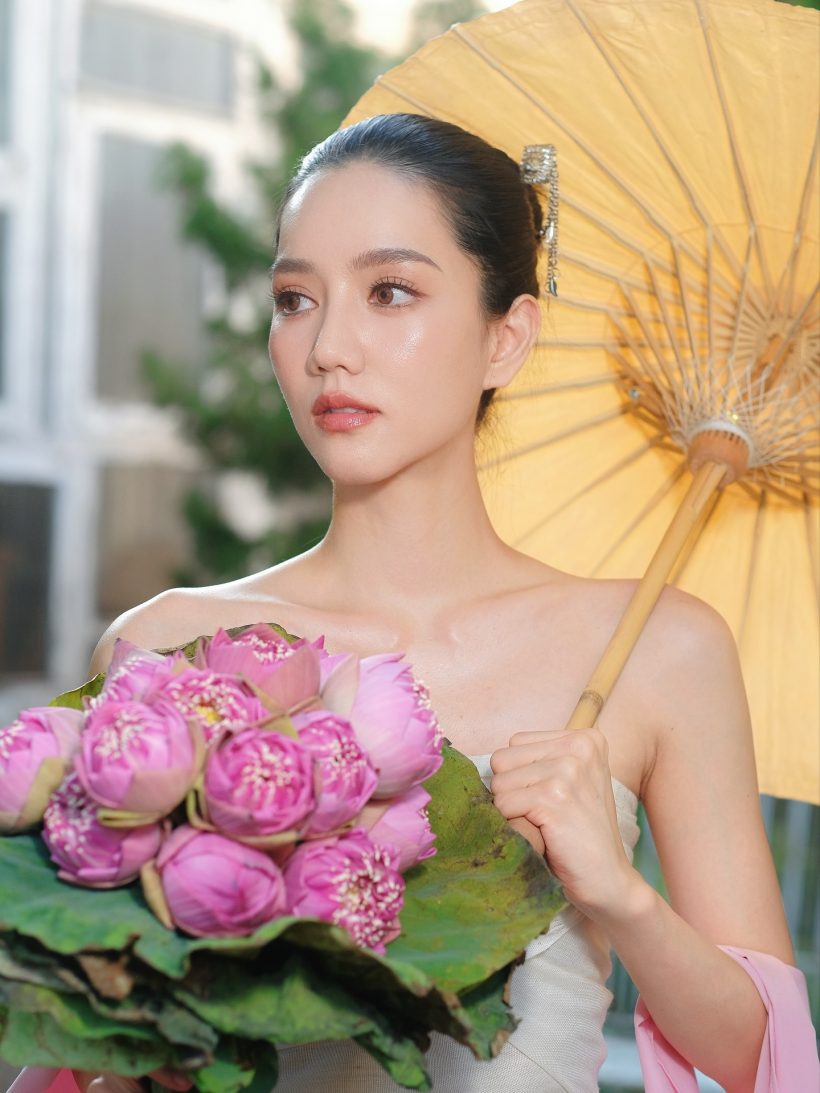 สวยลืมหายใจ! ริชชี่โชว์ออร่าคนโสด งามปานนางในวรรณคดี