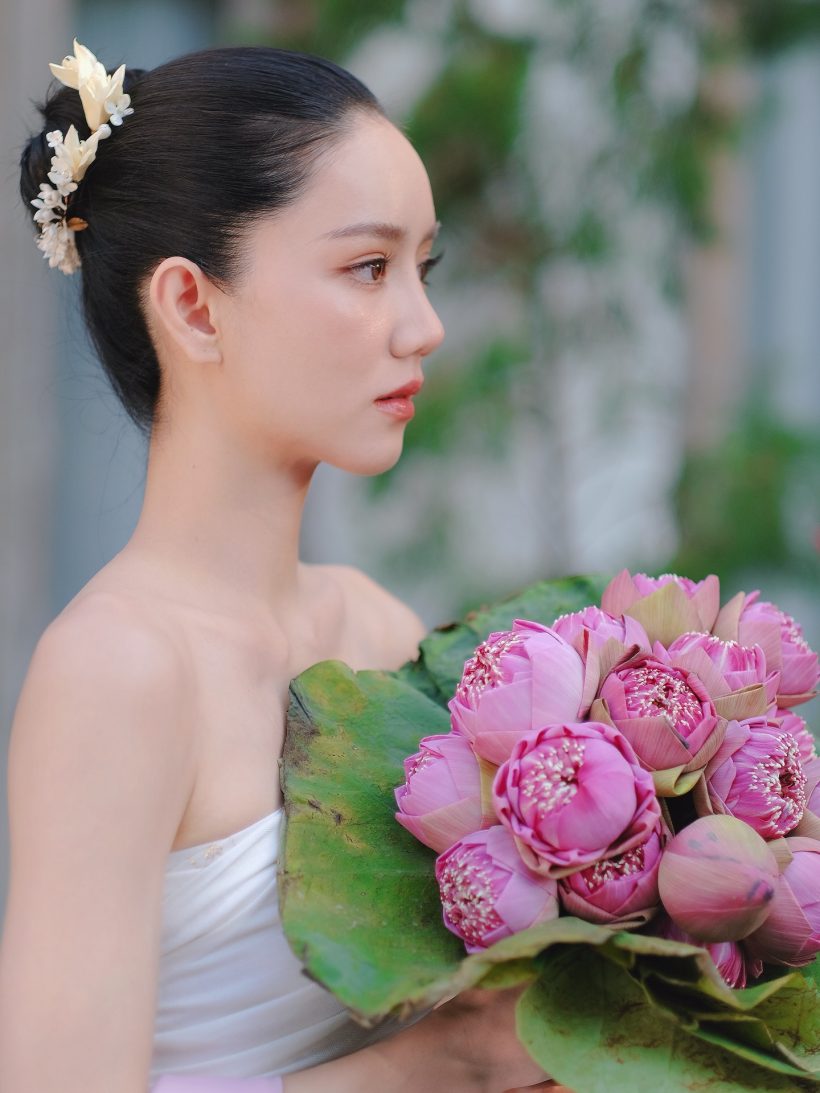 สวยลืมหายใจ! ริชชี่โชว์ออร่าคนโสด งามปานนางในวรรณคดี