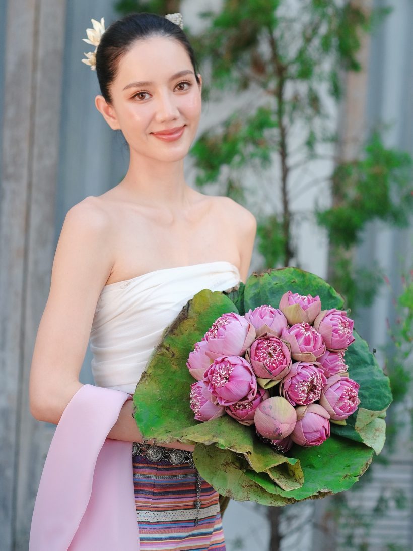 สวยลืมหายใจ! ริชชี่โชว์ออร่าคนโสด งามปานนางในวรรณคดี