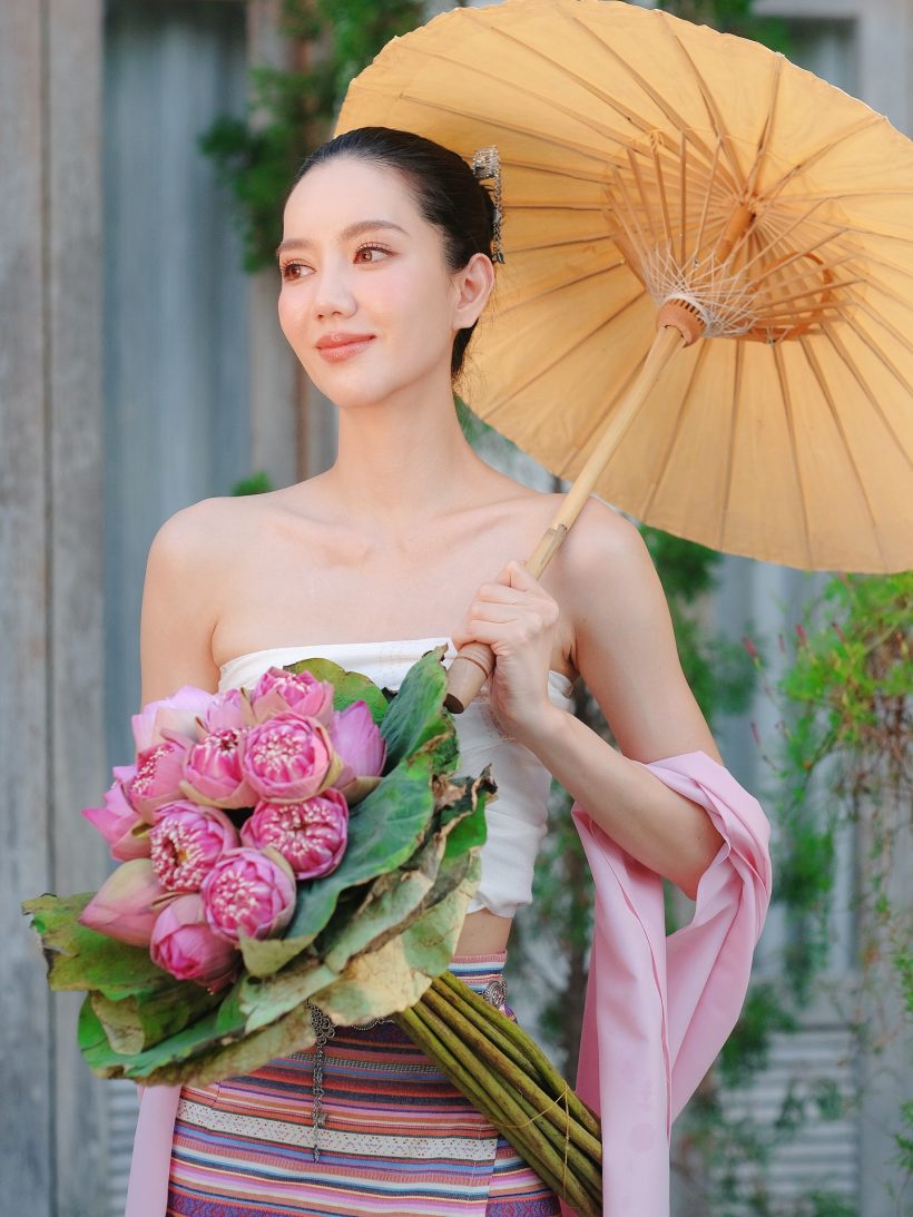 สวยลืมหายใจ! ริชชี่โชว์ออร่าคนโสด งามปานนางในวรรณคดี