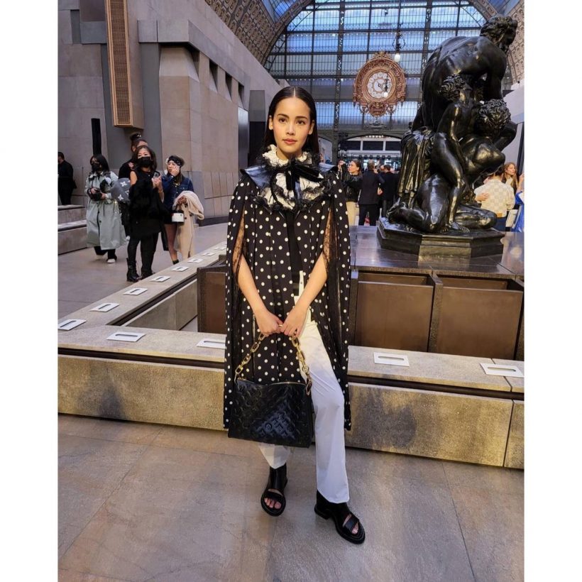 ส่องลุคสุดคูลญาญ่า นั่งฟรอนต์โรว์ชมแฟชั่นโชว์ Louis Vuitton ที่ปารีส