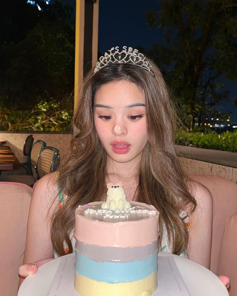 OMG! น้องเเอลลี่ ฉลองวันเกิดอายุครบ18ปี ภาพเซ็ตนี้งดงามดุจเจ้าหญิง