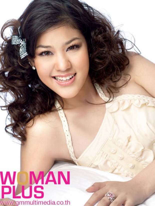 พิตต้า สาวสวย เสียงเซ็กซี่ จากนิตยสาร Womanplus