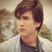 PIC อิริยาบถหล่อปนฮาของ พ่ออาทิจ หรือ ณเดชน์