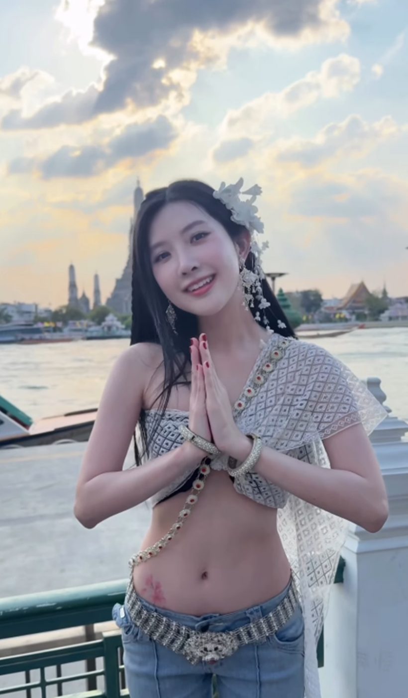 แฟชั่นชุดไทยฉบับเบียร์ เดอะวอยซ์ บอกเลยไม่ธรรมดา