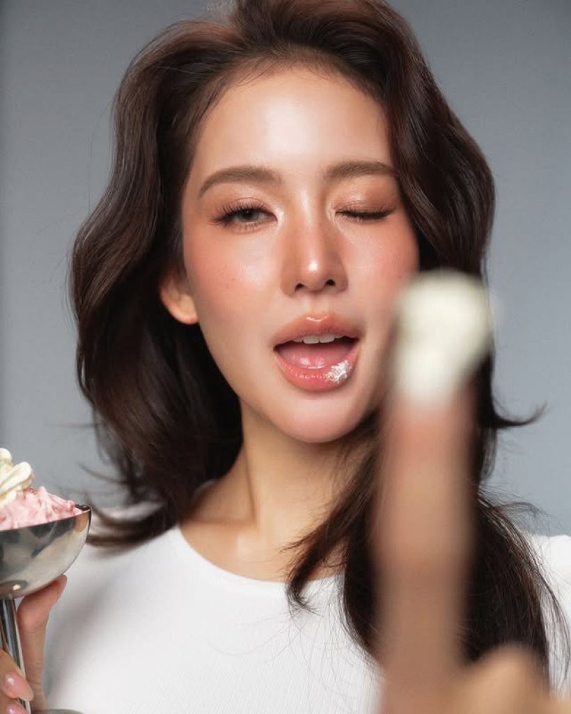 หวานน้ำตาลท่วม! อาเล็ก ธีรเดช เสิร์ฟซึ้งเบิร์ดเดย์ โบว์