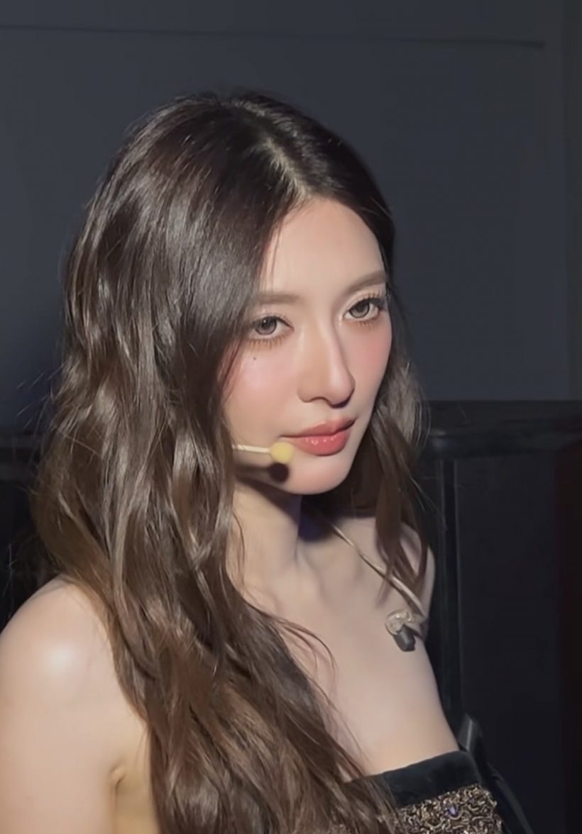 ส่องลุคล่าสุด มิว นิษฐา สวยฉ่ำจนลืมไปเลยว่าลูกสอง!
