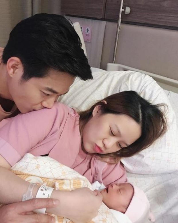 ตามมาส่อง! “น้องริสา” ลูกพ่อตู่ ภพธร วัย 26 วัน ถ่ายแบบครั้งแรกในชีวิต!