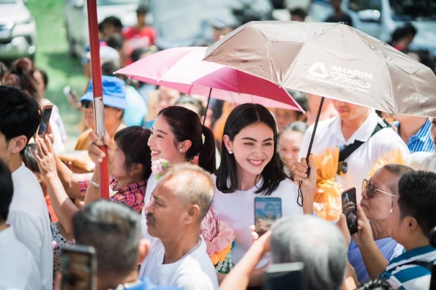 คู่รักใจบุญ ใหม่-เต๋อ - มิ้นต์-ภูผา ร่วมทอดกฐินสร้างอุโบสถ อิ่มบุญกันถ้วนหน้า!