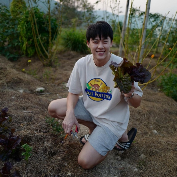 หมาก-คิม พาบุกสวนผักออเเกนิก ใช้ชีวิตติดธรรมชาติ บรรยากาศน่าอยู่  