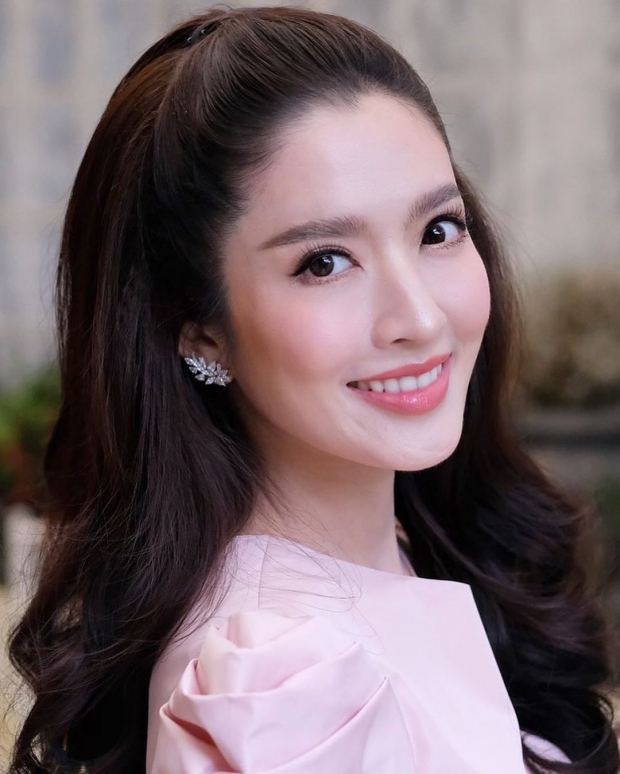 ชมคลิปในตำนาน สอนแม่แอฟ พูดคำว่า  “ผัว”  งานนี้จะเป็นยังไง