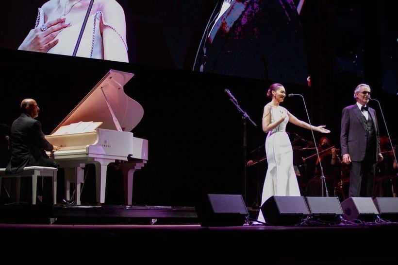 ประมวลภาพ แก้ม เดอะสตาร์ ขึ้นเวทีโชว์พลังเสียงกับ Andrea Bocelli