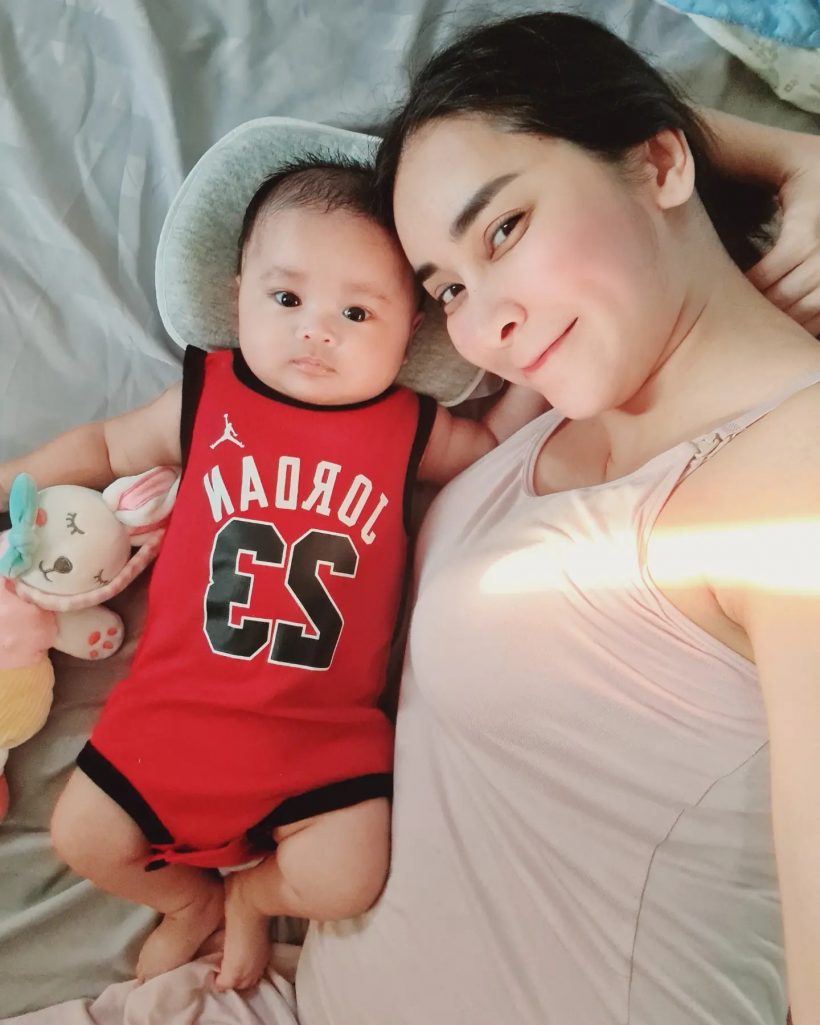 เปิดภาพปัจจุบัน น้องชีต้าร์ ลูกสาวใหม่-ต้น จ้ำม่ำน่าเอ็นดูตั้งแต่แบเบาะ