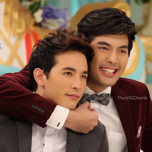 บอม ธนิน - น้องชาย