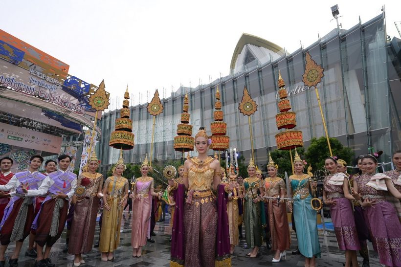 งามไม่แพ้ใคร ชมแฟนสาวพระเอกดัง ในมาดนางมโหธรเทวี 