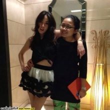 Pic : อั้ม พัชราภา กับแก๊งค์เพื่อนสาว จาก IG