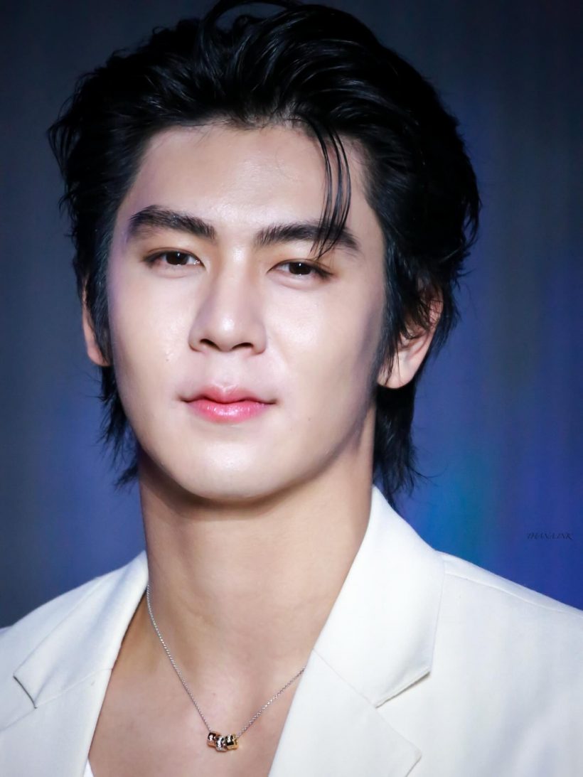 ยอมใจ พระนางคู่จิ้นดัง สวยหล่อยันเงา พรมแดงไฟลุก!