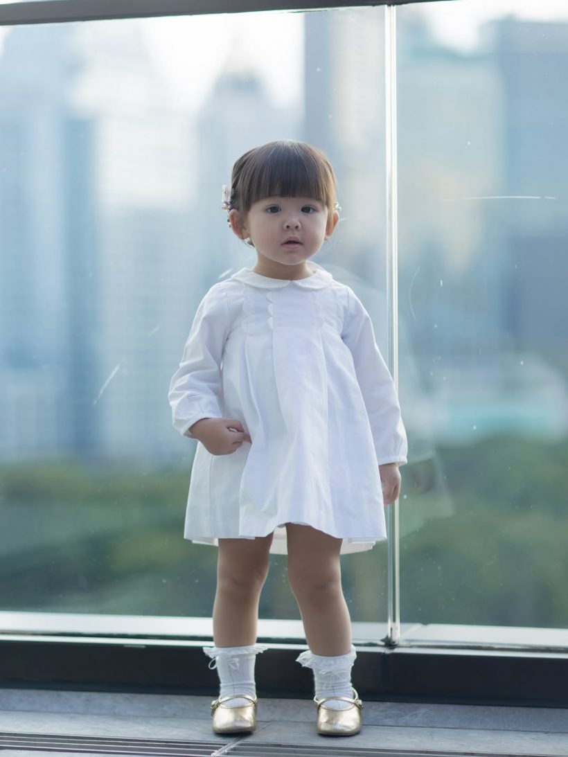 พี่ๆใจละลาย! ภาพล่าสุดน้องเรเน่ สวยถอดเเบบคุณเเม่มาเป๊ะ