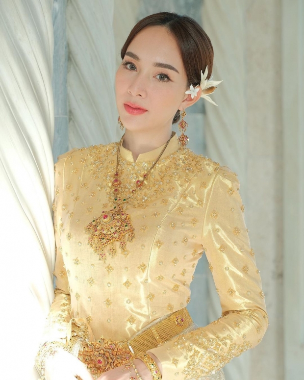 มิ้น ณัฐวรา พักความแซ่บ สวมสไบใส่ชุดไทย สวยสง่าออร่าจับ