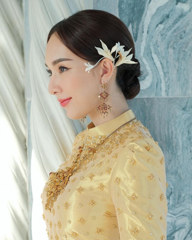 มิ้น ณัฐวรา พักความแซ่บ สวมสไบใส่ชุดไทย สวยสง่าออร่าจับ