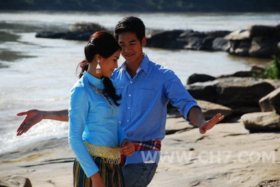 PIC เวียร์ + จุ๋ย จาก ละคร มนต์รักแม่น้ำมูล .