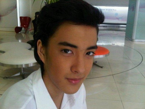 หล่อโคตรโคตร!นาธาน หลานชาย ธัญญ่า