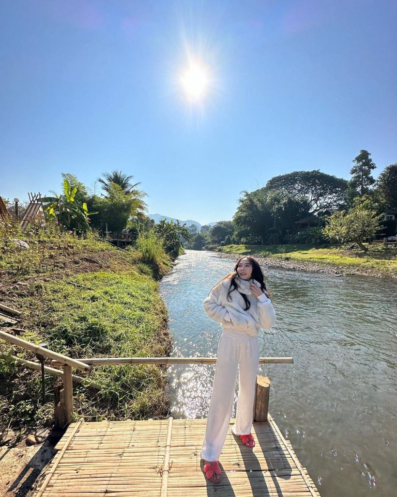 สวยใจดี! นางเอกซุปตาร์ เดินตลาดอุดหนุนสินค้าท้องถิ่นพี่น้องชาวเขา