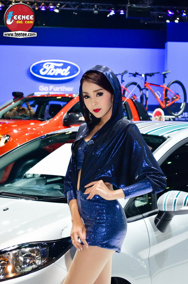 เรียวขา สวยเนียน! ของ สาวๆจาก FORD