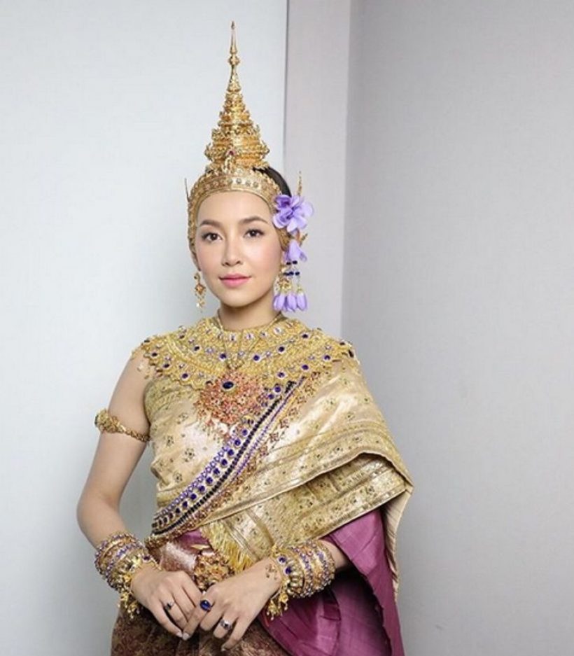 มัดรวมลุค เบลล่า ยืนหนึ่งตำแหน่งนางสงกรานต์3ปีสวยจึ้งไม่หยุด