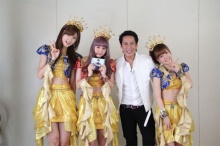 ป๋าเบิร์ดประชันสาวยุ่น!Berryz Koubou