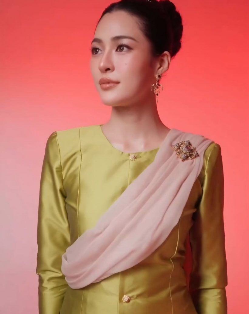 ใจเหลวเป็นน้ำ! หลิงหลิง คอง ใส่ชุดไทยแล้วสวยแพงมาก!
