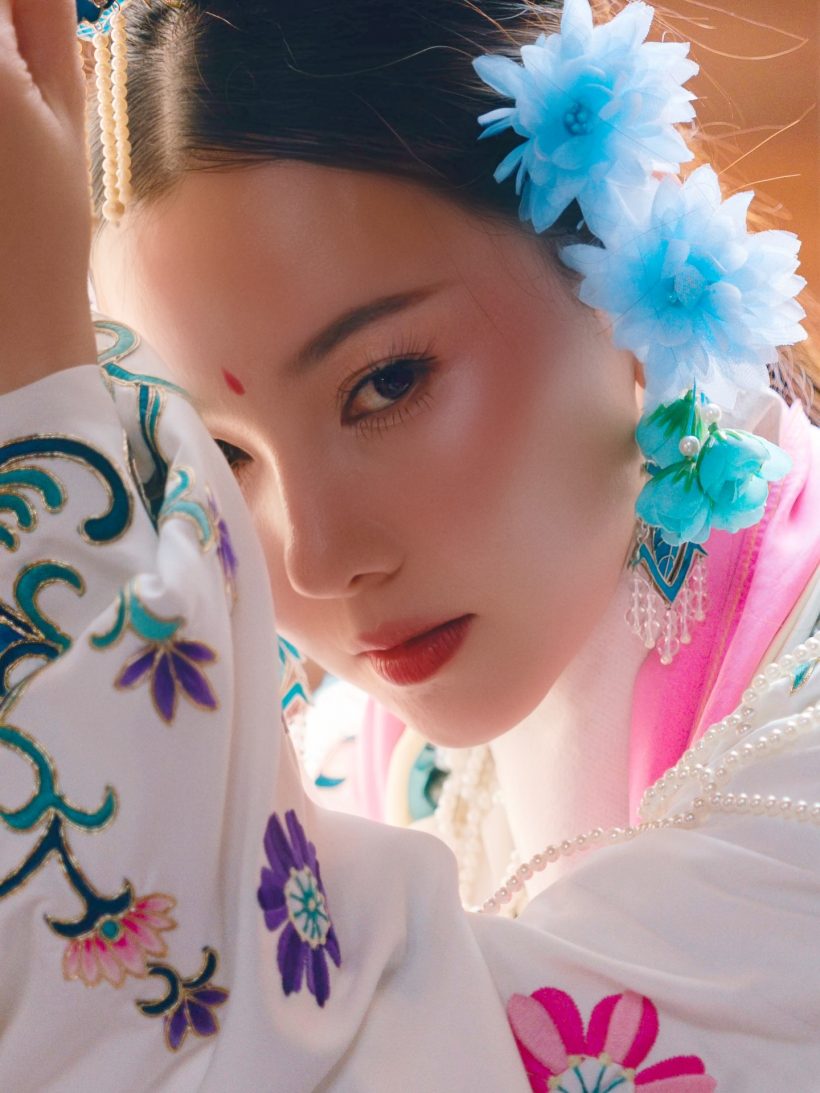 สวยสะกดจิต! นุ่น วรนุช จัดเต็มคอสตูมงิ้วสุดอลังการ อวยพรตรุษจีน