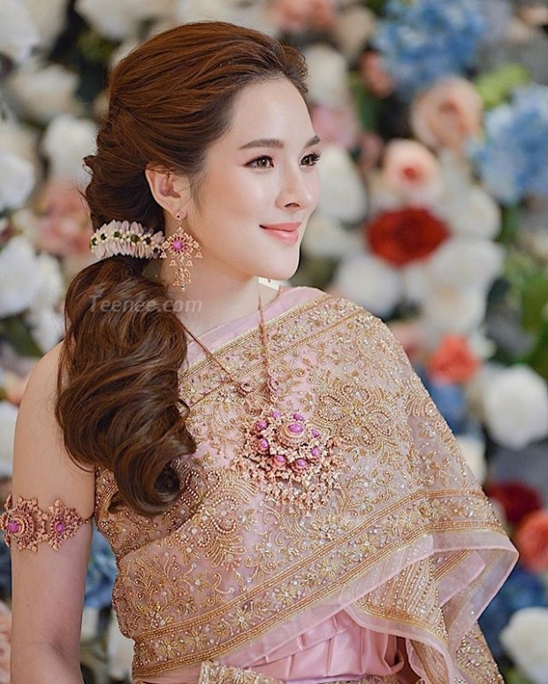 ประเดิมสงกรานต์!  “ปันปัน สุทัตตา”  ใส่ชุดไทยครั้งแรกรับสงกรานต์ปี 62 ชาวเน็ตไฟเขียวผ่าน